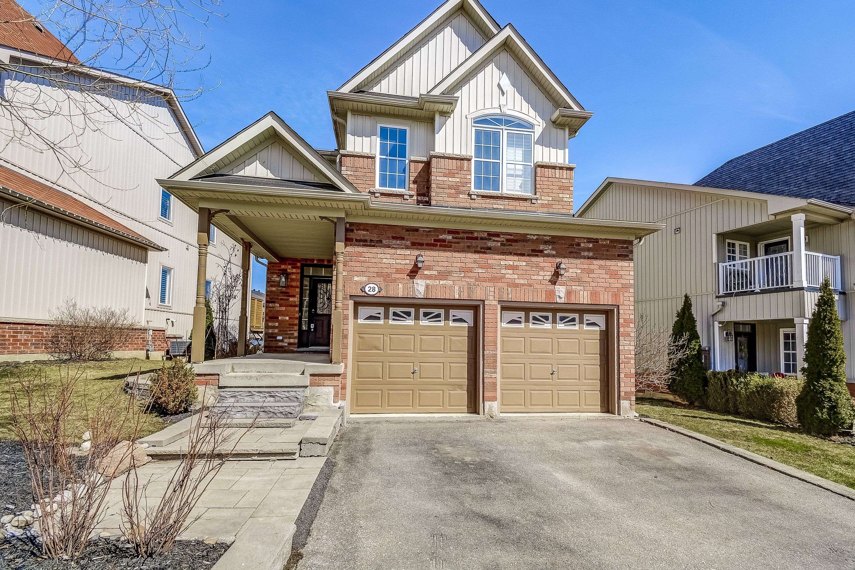 Halton Hills, ON L7G 6J3,28 Meadowglen BLVD