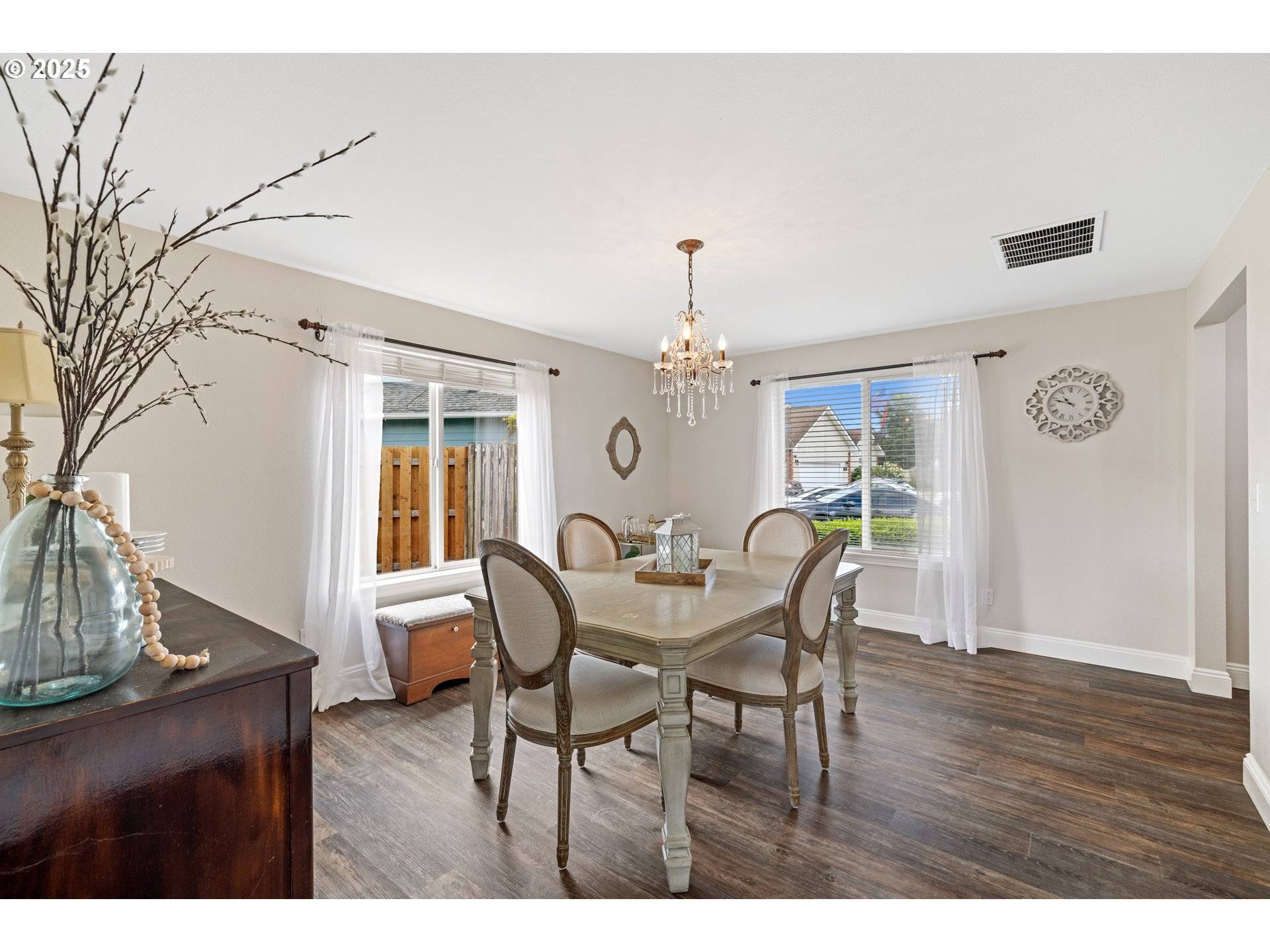 Salem, OR 97305,4931 NE MINK CT