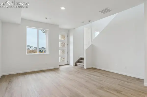 Colorado Springs, CO 80915,2489 Vanhoutte VW