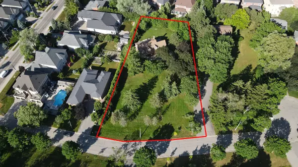 Richmond Hill, ON L4C 9W5,99 Burndean CT