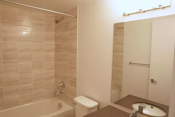 Toronto W04, ON M6B 0B1,556 Marlee AVE #310
