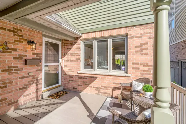 Mississauga, ON L5M 5T8,2742 Galleon CRES