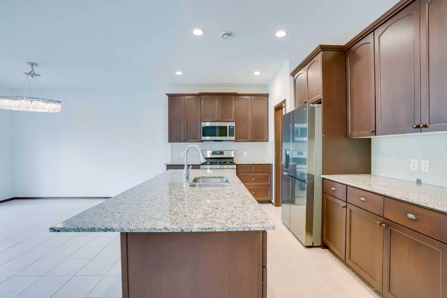 Calgary, AB T3M 1P4,207 Auburn Glen DR Southeast
