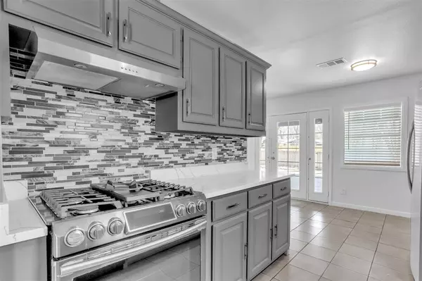 Mesquite, TX 75150,2512 Leta Way