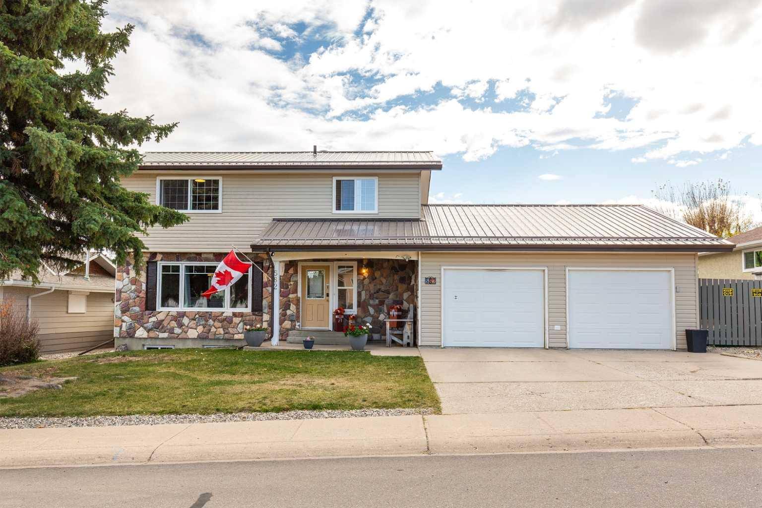 582 3A AVE W, Cardston, AB T0K 0K0
