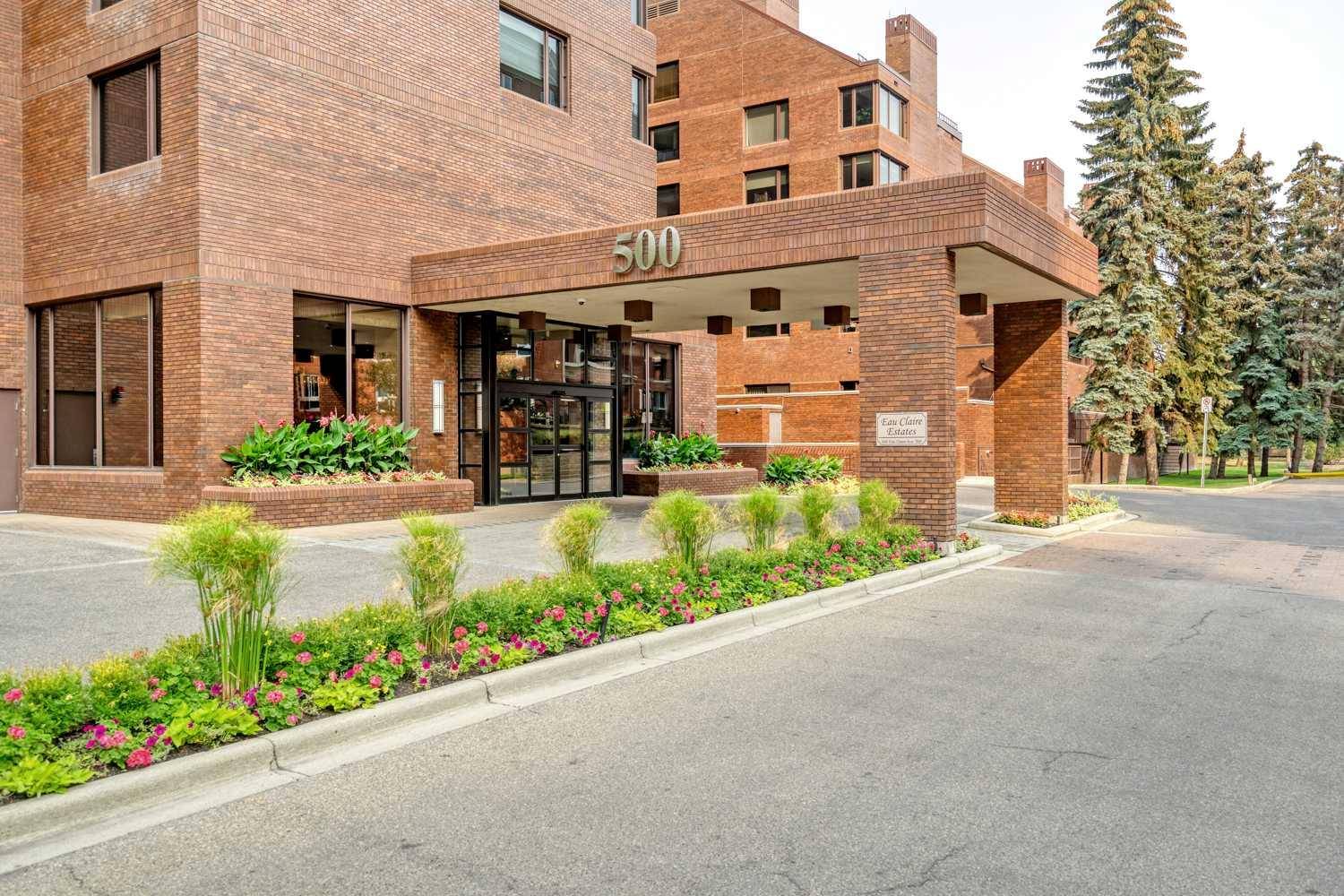 Calgary, AB T2P 3R8,500 Eau Claire AVE Southwest #C400