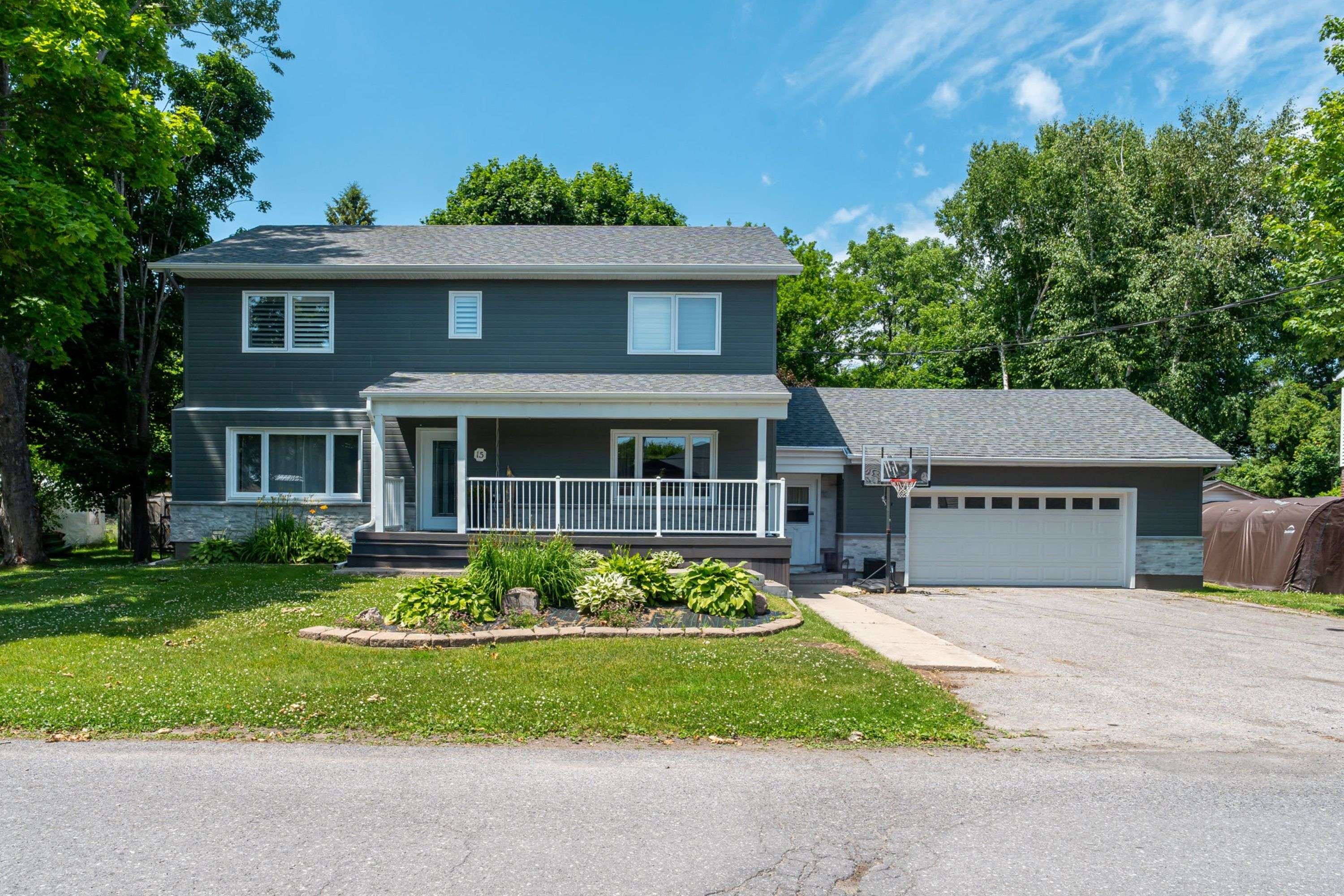 15 Manchester ST, Stittsville - Munster - Richmond, ON K2S 0R8
