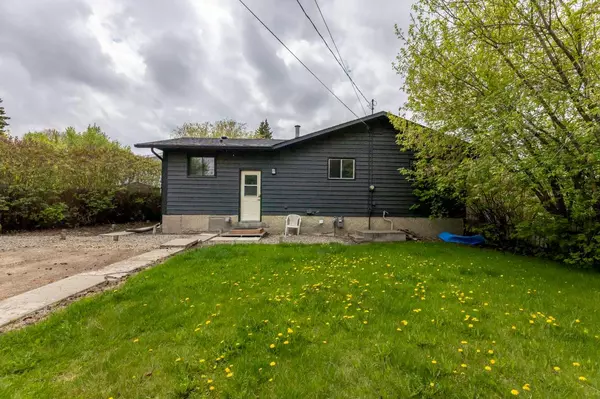 Olds, AB T4H1C1,#2 Shannon Close