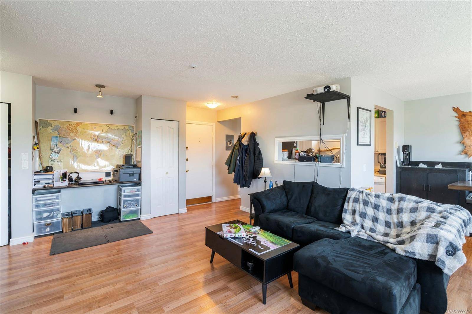 Nanaimo, BC V9S 4R5,25 Pryde Ave #8
