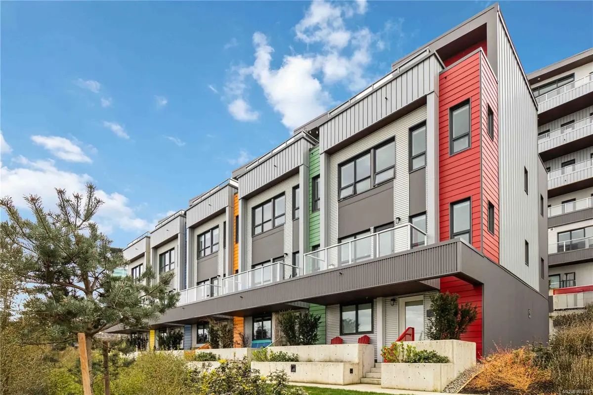 Victoria, BC V9A 0J6,757 Tyee Rd #2