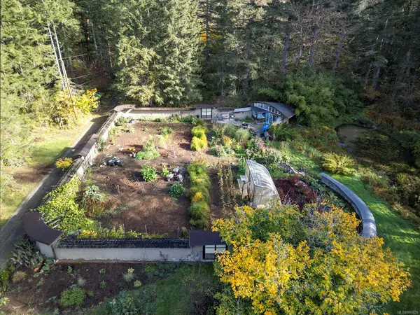 Courtenay, BC V9J 1P4,6218 Michaels Dr