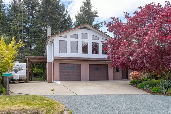 Parksville, BC V9P 1Z9,886 Cavin Rd