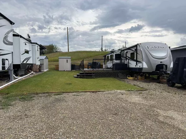 Rural Red Deer County, AB T0M1R0,25054 South Pine Lake RD #6094