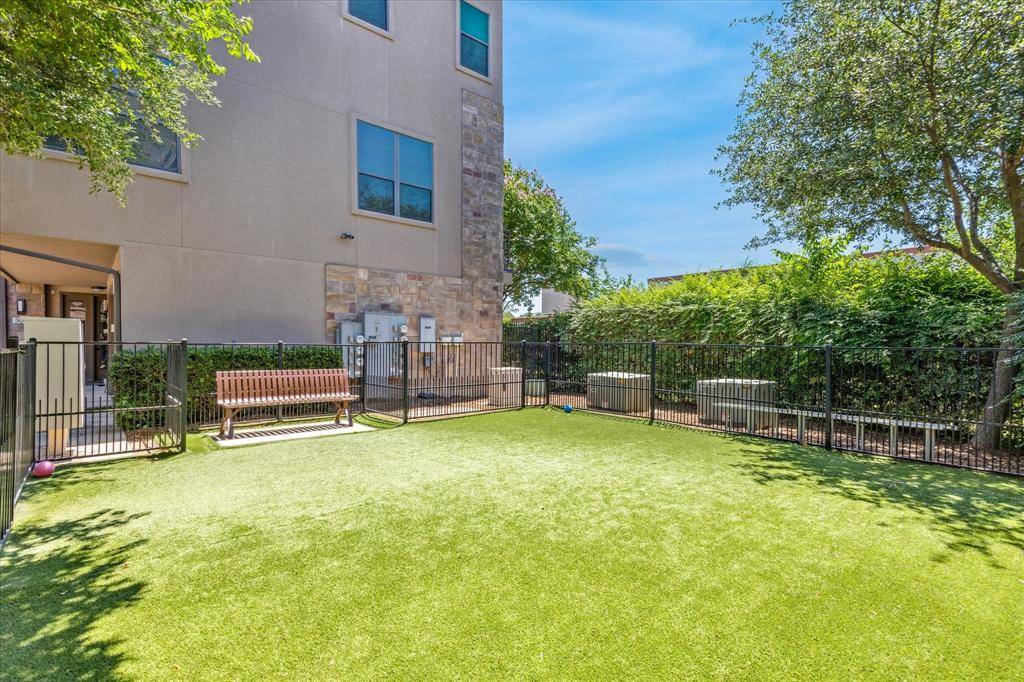Dallas, TX 75204,1801 Annex Avenue #502