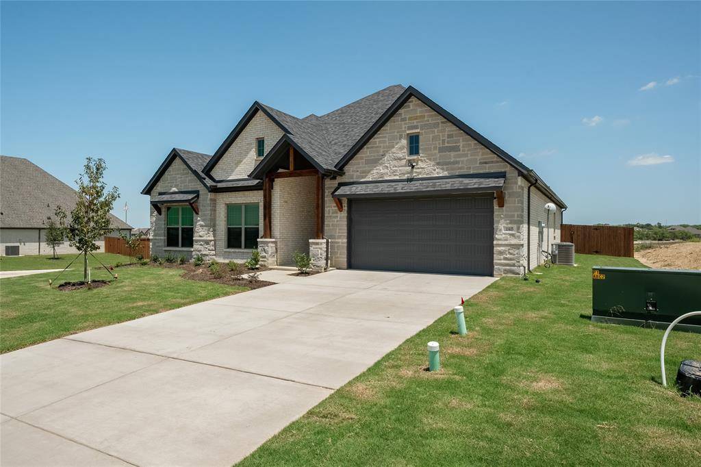 Venus, TX 76084,10405 Livestock Avenue