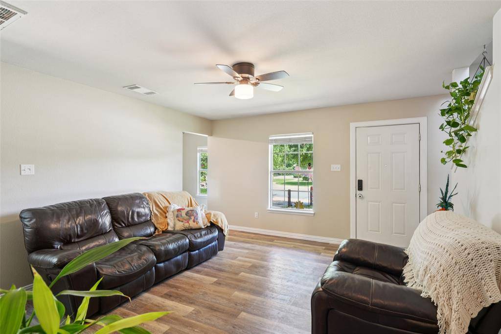 Denton, TX 76205,312 Robertson Street