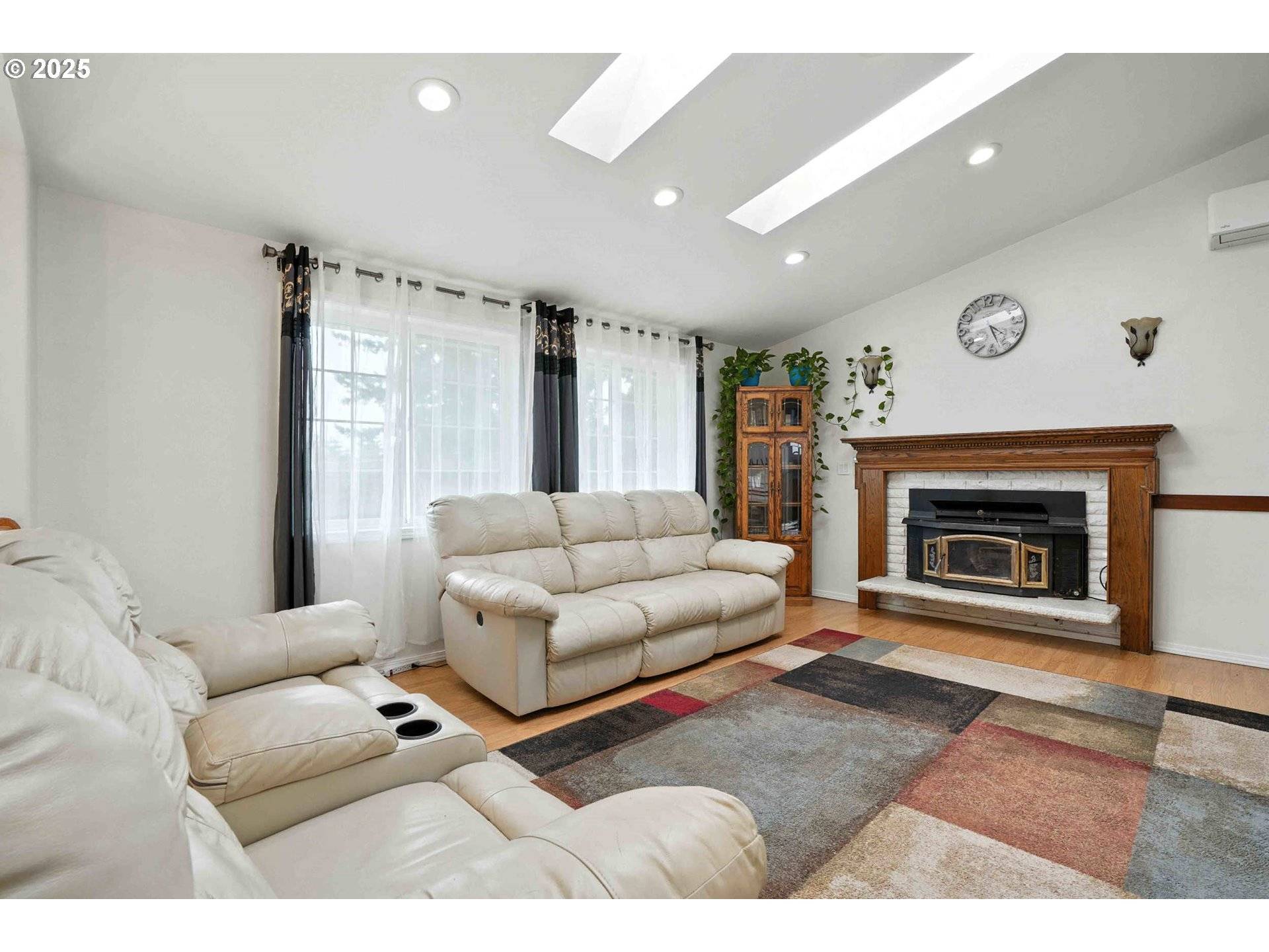 Beavercreek, OR 97004,20462 S UPPER HIGHLAND RD