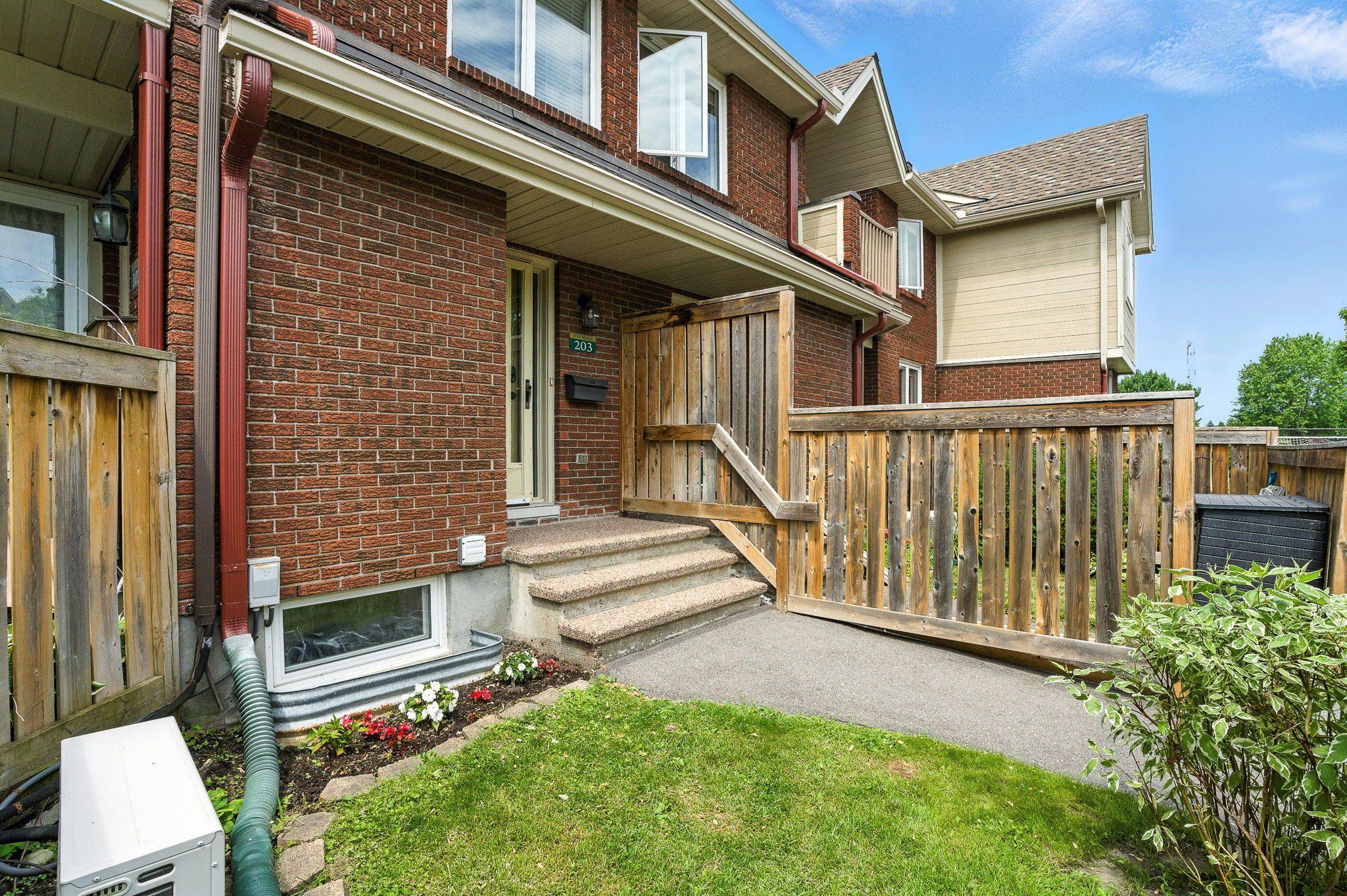 Orleans - Cumberland And Area, ON K4A 2G5,1750 Marsala CRES #203
