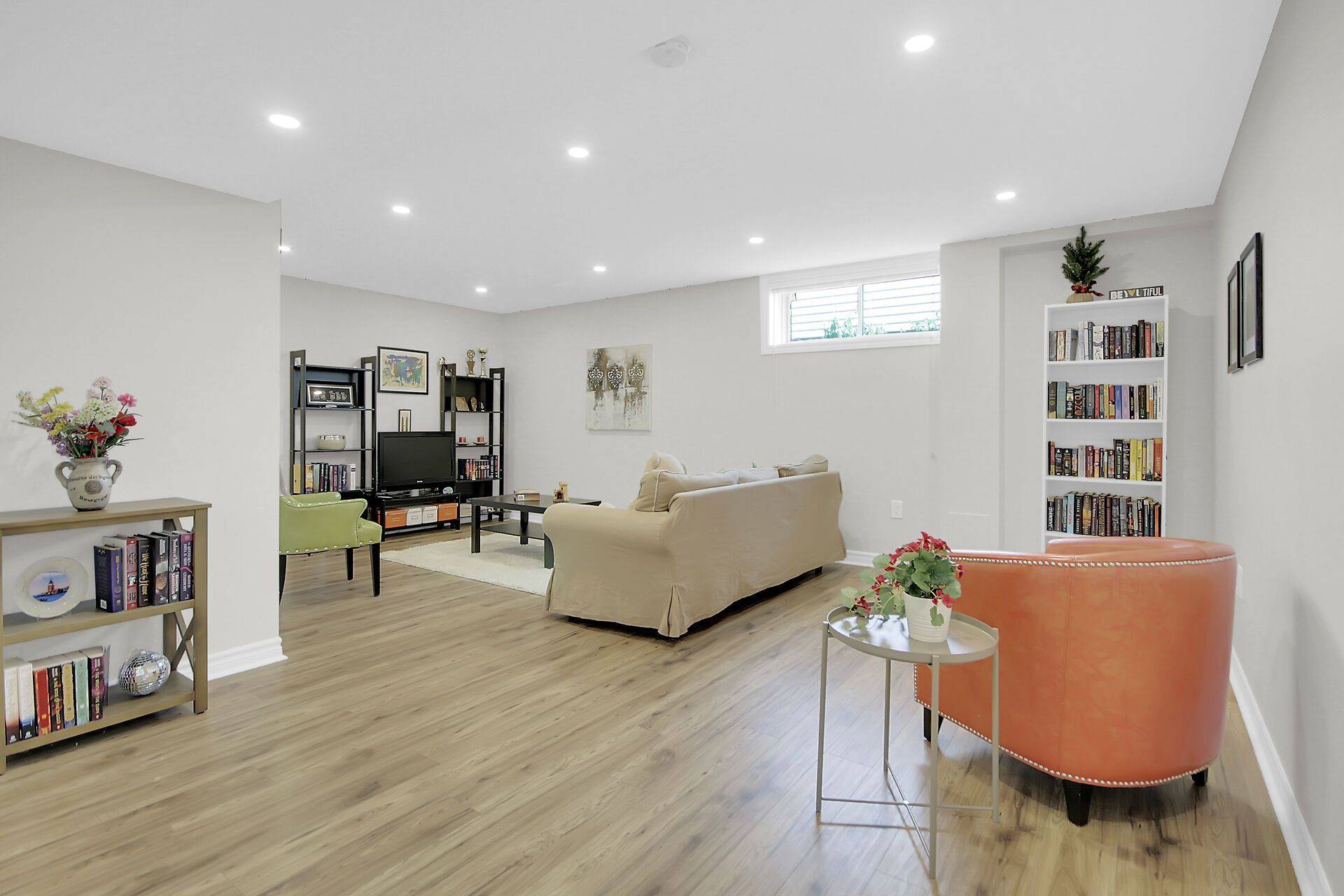 Kanata, ON K2T 1H2,59 Maricona WAY