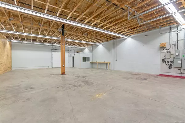 Parksville, BC V9P 2W8,1210 Industrial Way #5,6,7,8