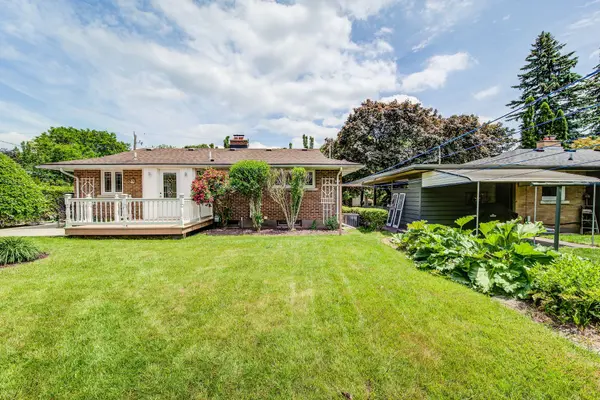 178 Vermont ST, Waterloo, ON N2J 2M8