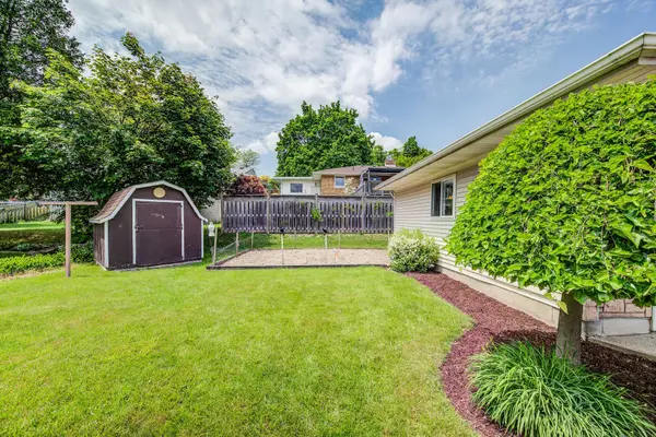 178 Vermont ST, Waterloo, ON N2J 2M8