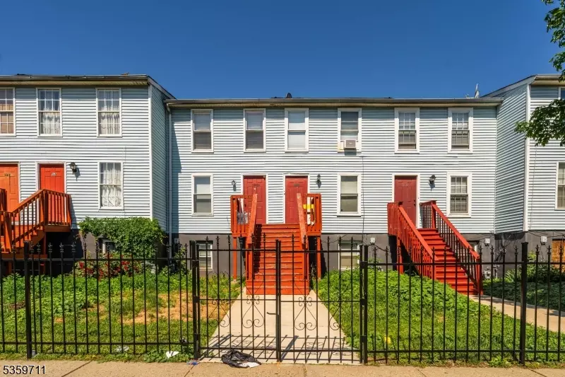 196A Broadway, Newark City, NJ 07104