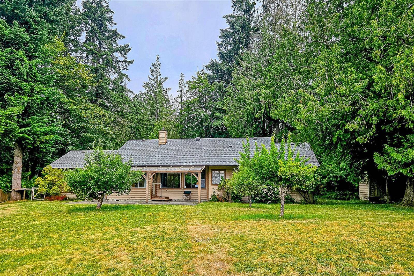 Cobble Hill, BC V8H 4A8,1424 Hutchinson Rd