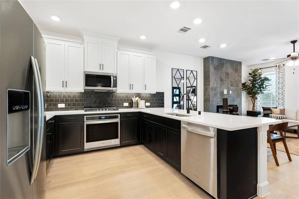 Plano, TX 75074,364 Greenhouse Drive