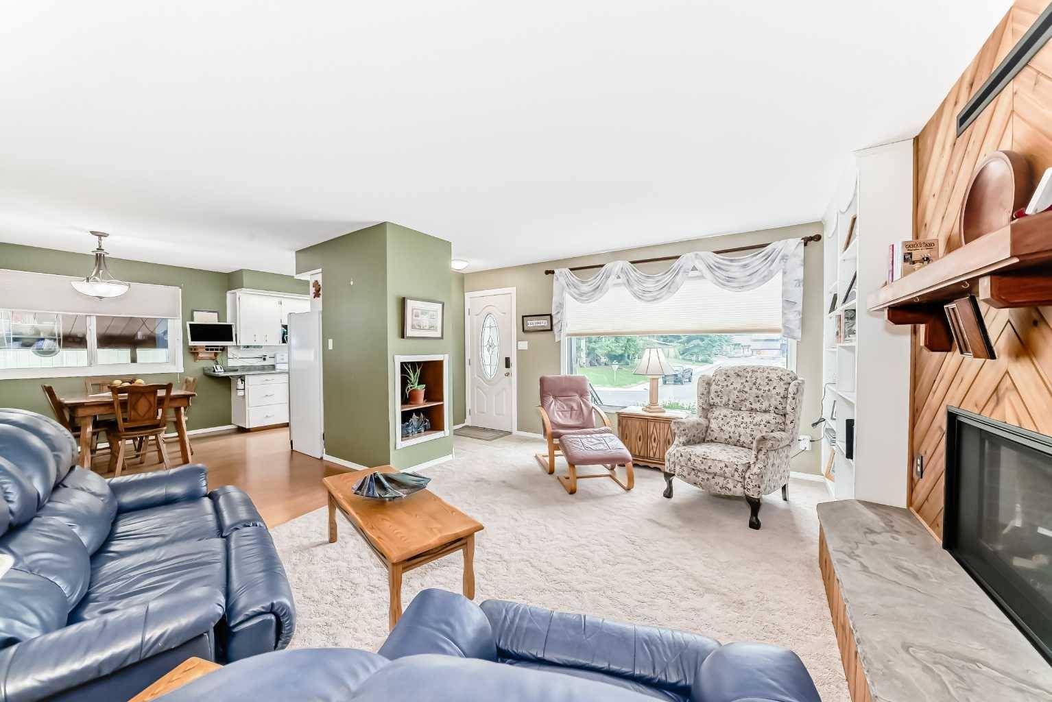 Innisfail, AB T4G 1G2,5232 40 ST