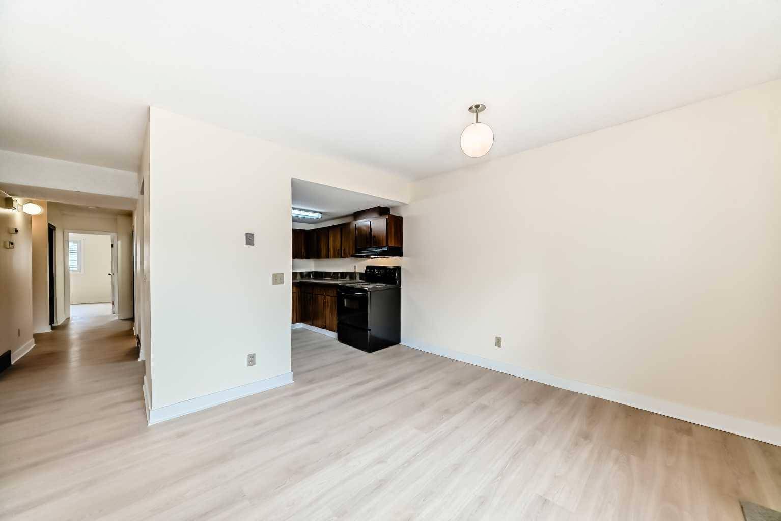 Calgary, AB T2N 4M1,1540 29 ST NW #702