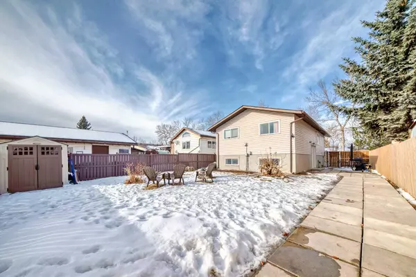 Calgary, AB T2B0J1,3456 31A AVE SE