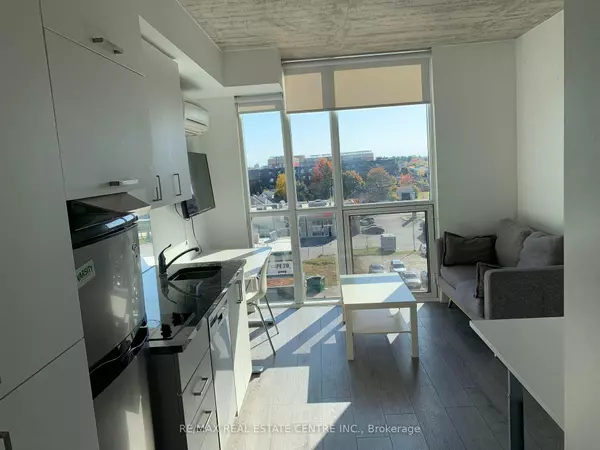 Oshawa, ON L1G 4Y3,1900 Simcoe ST N #541