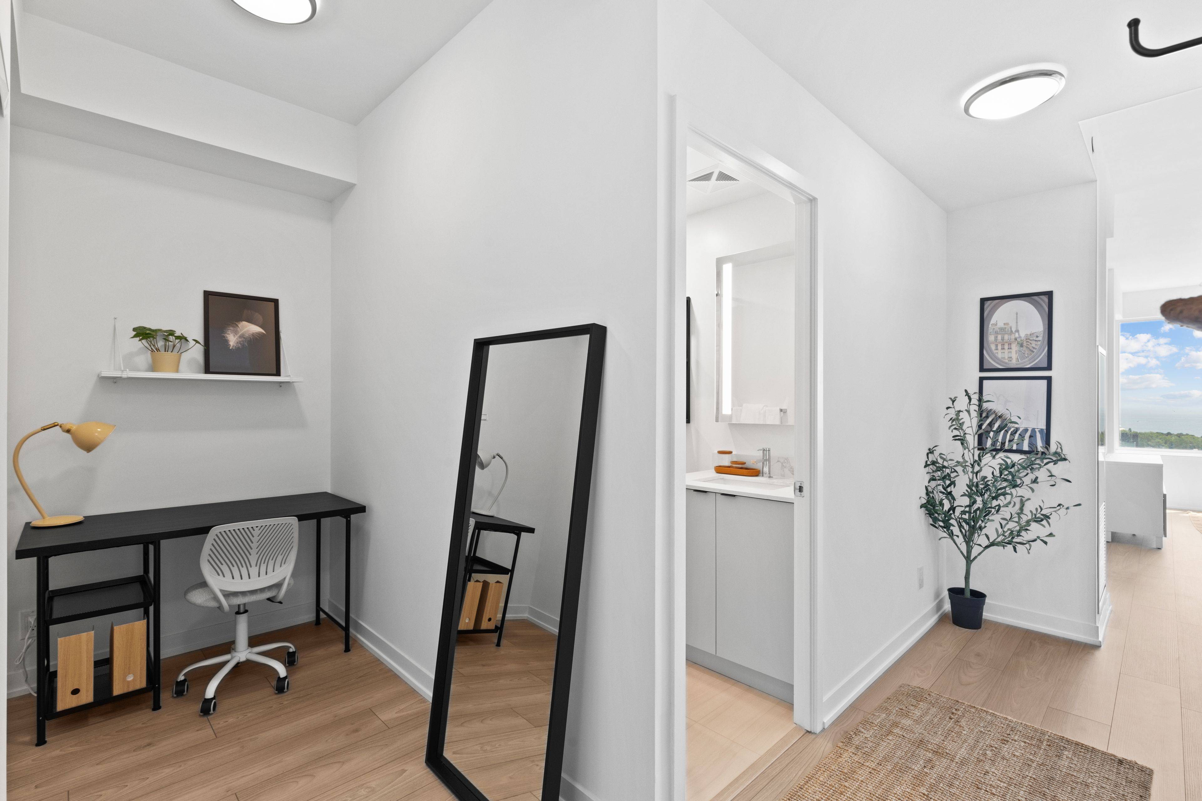 Toronto W01, ON M6K 0J2,285 Dufferin ST #1014
