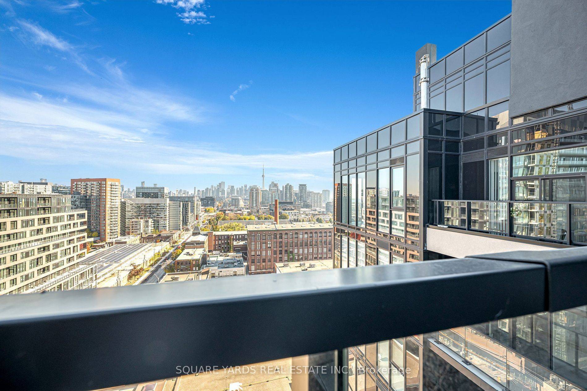 Toronto W01, ON M6K 0H8,270 Dufferin ST #PH01