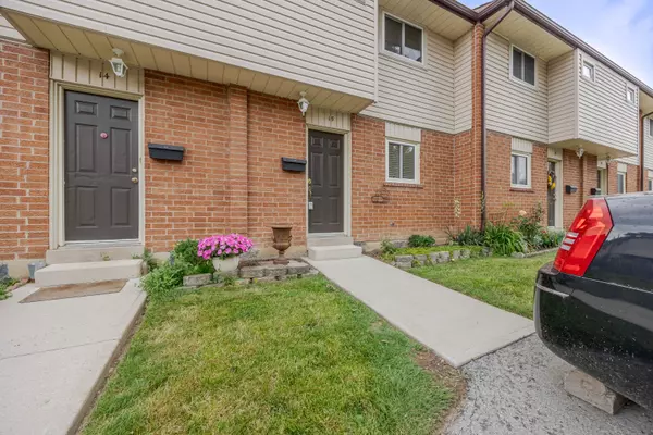 2 Weiden ST #15,  St. Catharines,  ON L2M 6W5