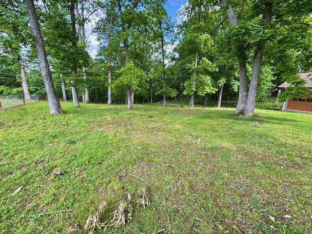 Pulaski, VA 24301,4455 Whitt Southern Road