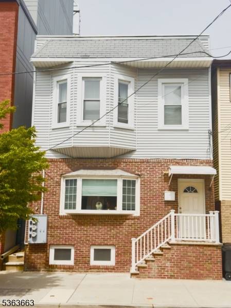 265 Cambridge Ave #1, Jersey City, NJ 07307