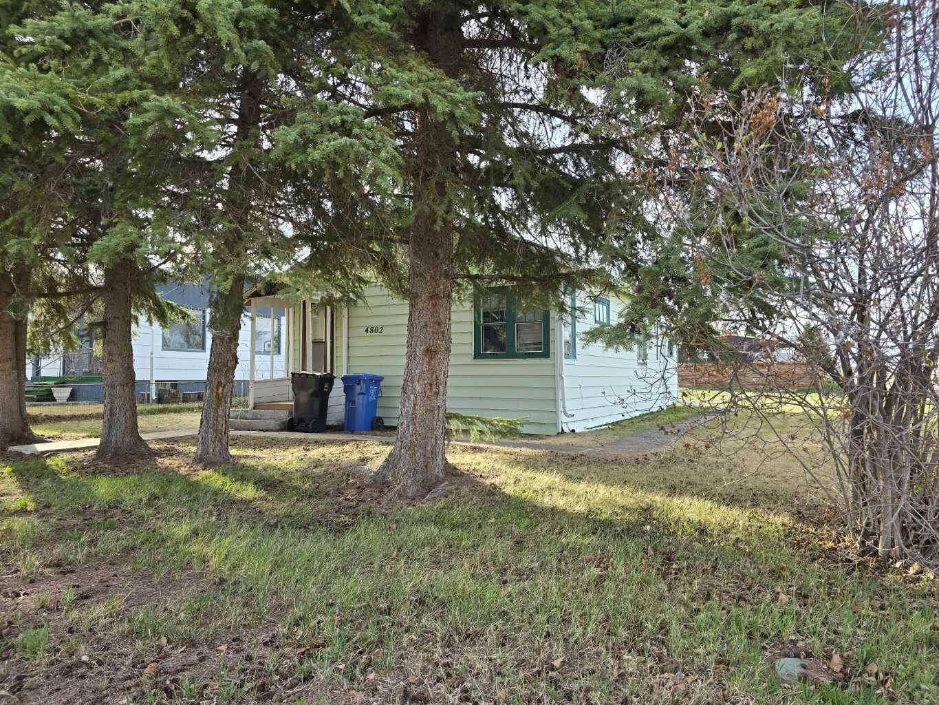 Grimshaw, AB T0H 1W0,4802 52 AVE