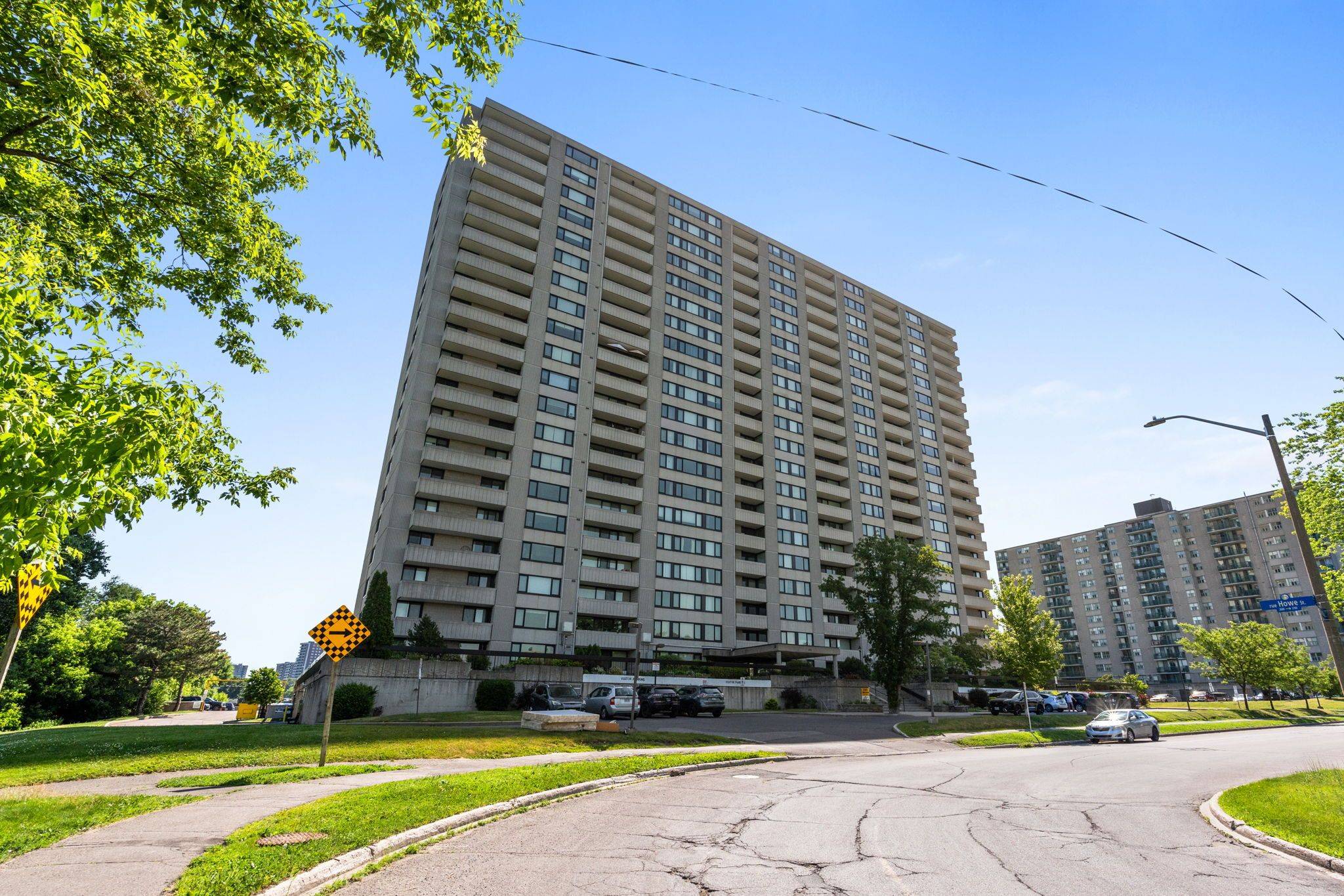 265 Poulin AVE #1706, Britannia - Lincoln Heights And Area, ON K2B 7Y8