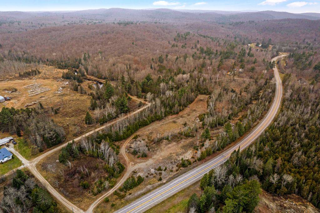 Lanark Highlands, ON K0G 1K0,8697-A Highway 511 N/A