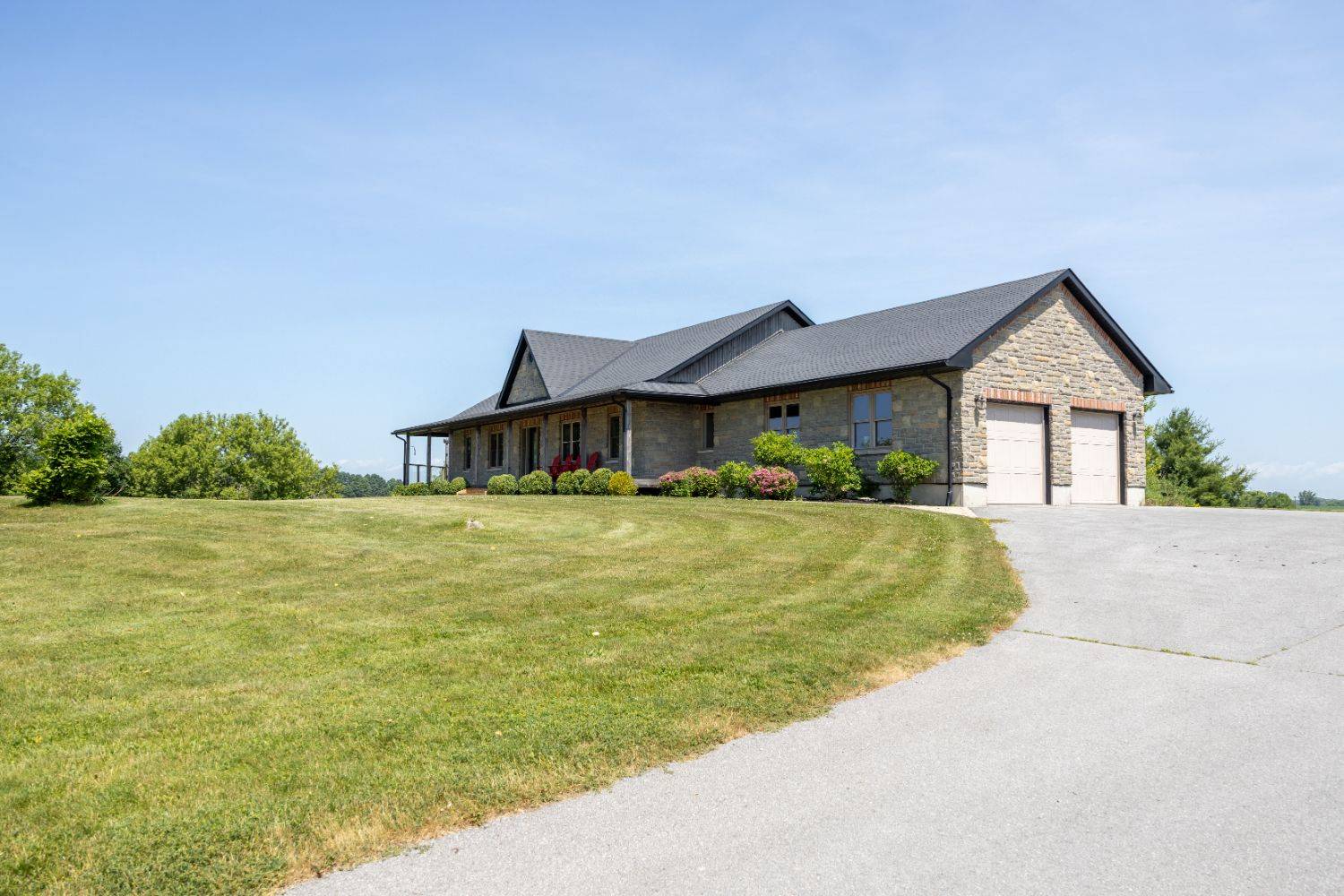 Prince Edward County, ON K0K 2T0,13762 Loyalist Pkwy
