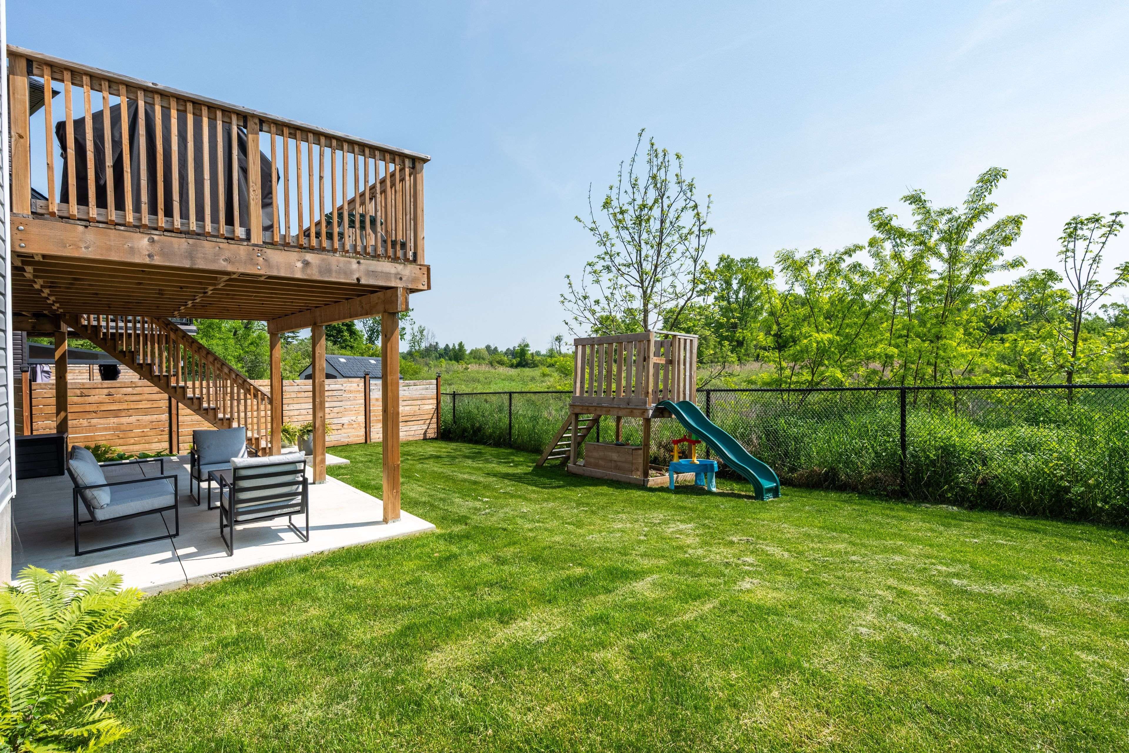 Kingston, ON K7M 0C9,244 Mill Pond PL