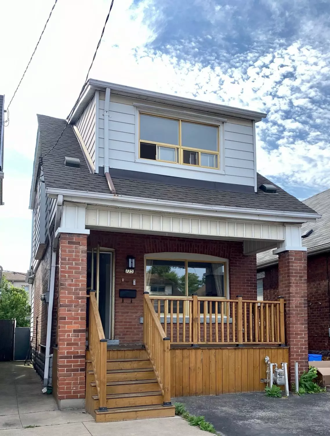 Hamilton, ON L8L 6Z2,135 Connaught AVE N