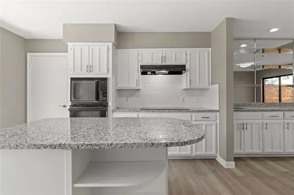 Fort Worth, TX 76132,6205 Bellaire Drive S