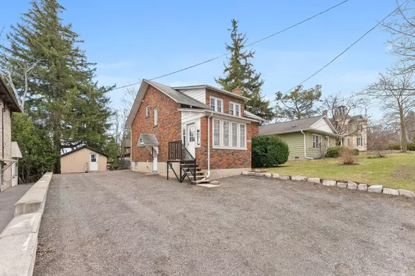 Scugog, ON L9L 1J9,394 Queen ST