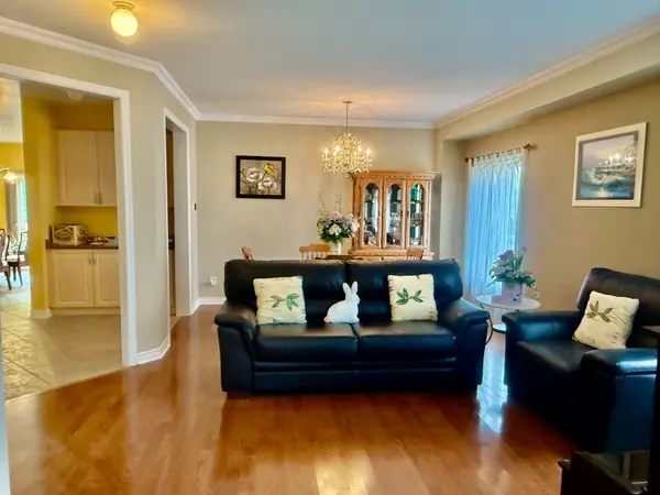 Brampton, ON L6Y 0L4,64 Oblate CRES