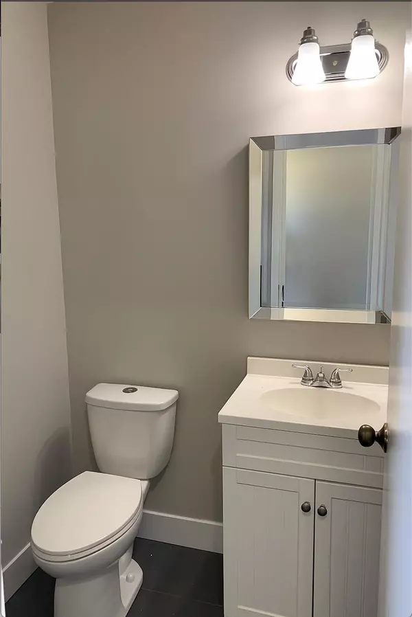 London South, ON N6C 5W3,75 Ansondale RD #14