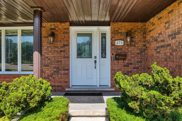 North Perth, ON N4W 3N7,475 Victoria AVE S