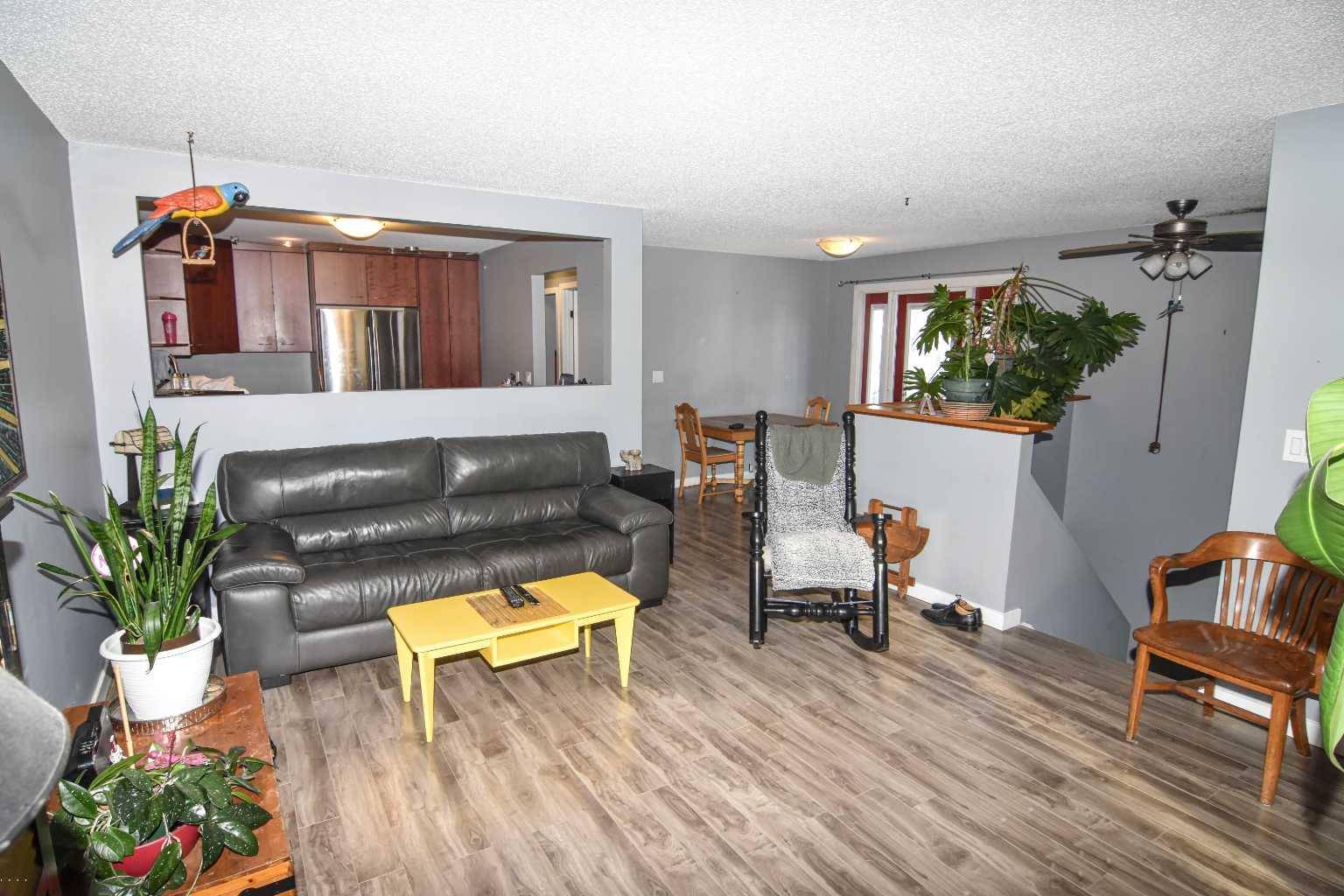 Airdrie, AB T4B 1B6,106 Eldorado RD Southeast